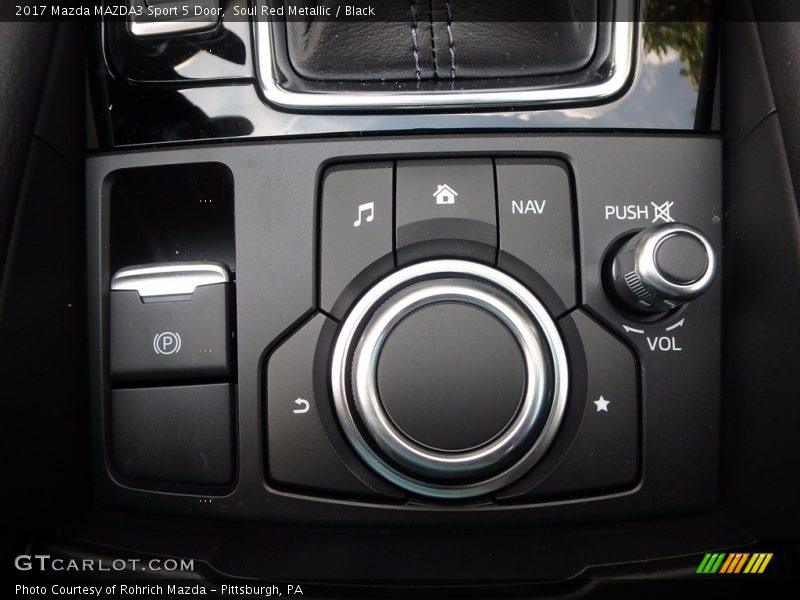 Soul Red Metallic / Black 2017 Mazda MAZDA3 Sport 5 Door