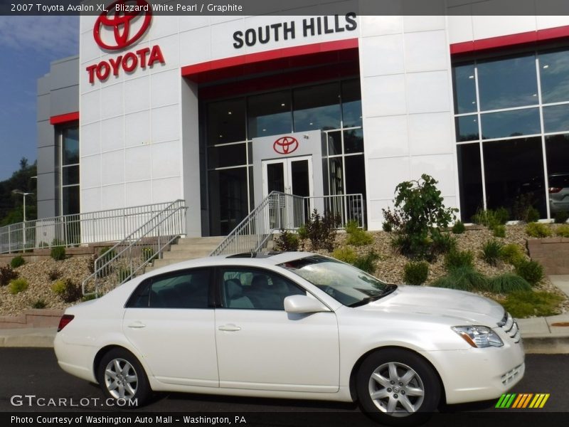Blizzard White Pearl / Graphite 2007 Toyota Avalon XL