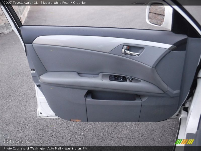Blizzard White Pearl / Graphite 2007 Toyota Avalon XL