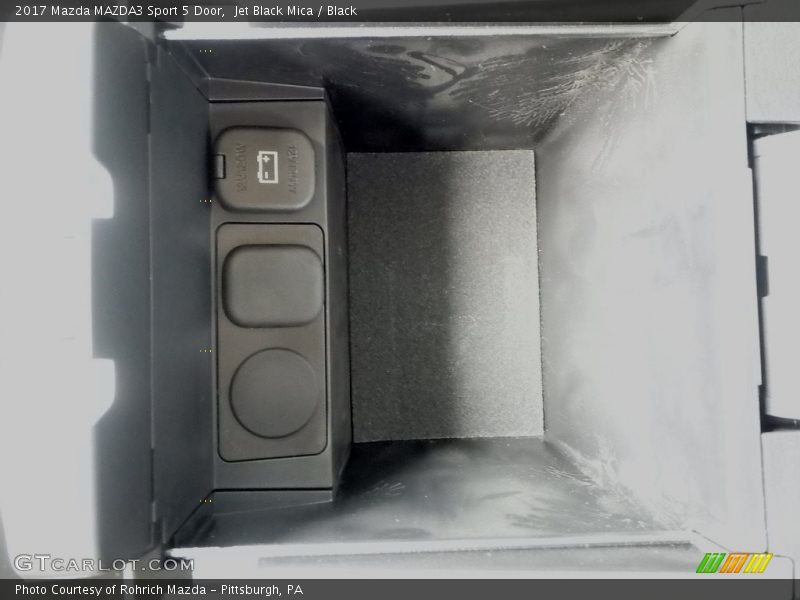 Jet Black Mica / Black 2017 Mazda MAZDA3 Sport 5 Door
