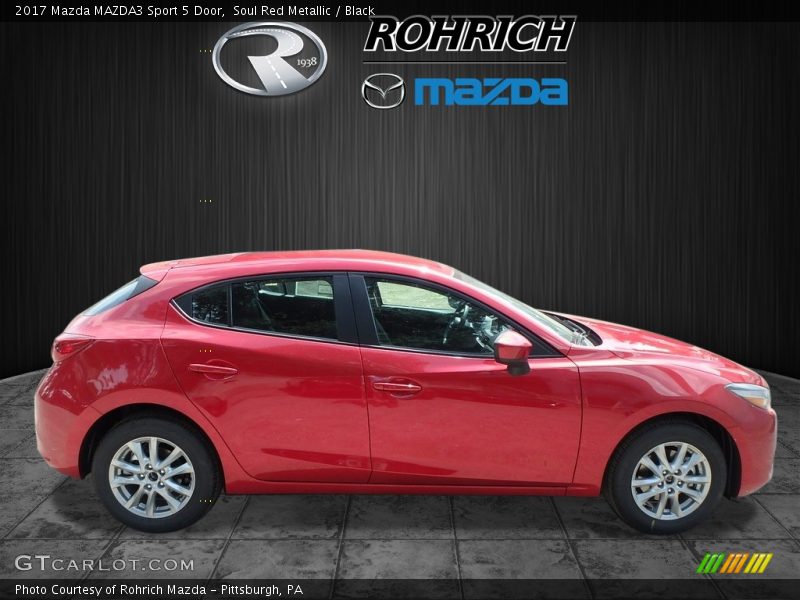 Soul Red Metallic / Black 2017 Mazda MAZDA3 Sport 5 Door