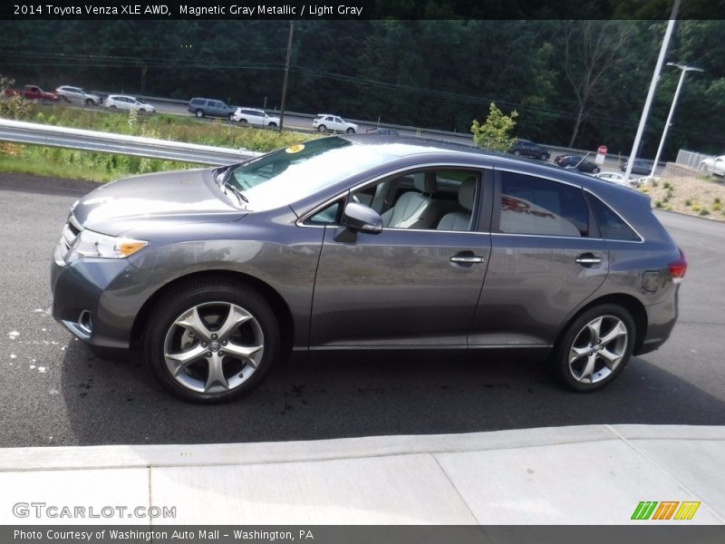 Magnetic Gray Metallic / Light Gray 2014 Toyota Venza XLE AWD