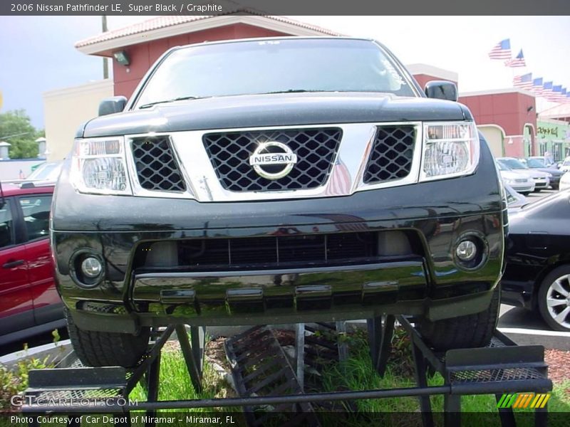 Super Black / Graphite 2006 Nissan Pathfinder LE