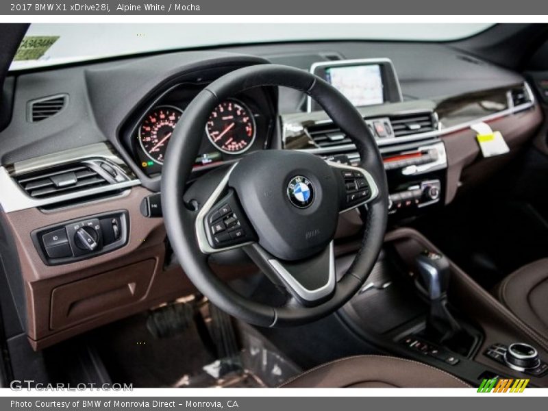 Alpine White / Mocha 2017 BMW X1 xDrive28i