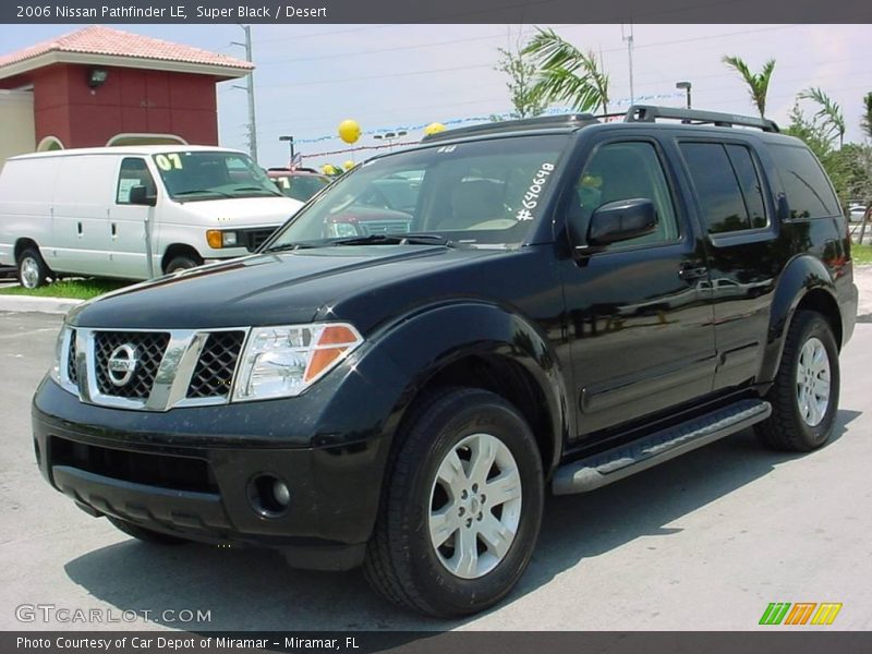 Super Black / Desert 2006 Nissan Pathfinder LE