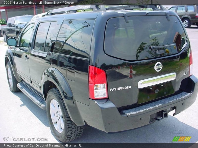 Super Black / Desert 2006 Nissan Pathfinder LE
