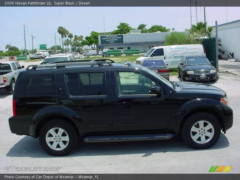 Super Black / Desert 2006 Nissan Pathfinder LE