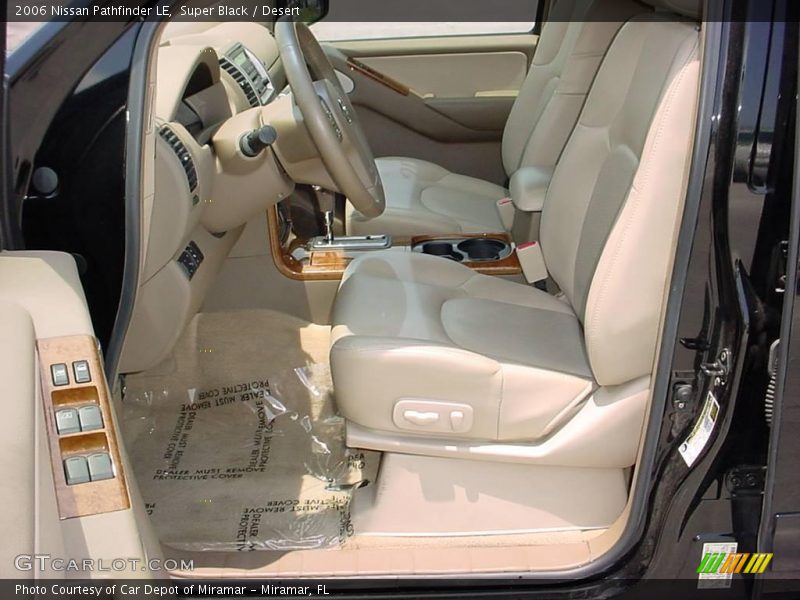 Super Black / Desert 2006 Nissan Pathfinder LE