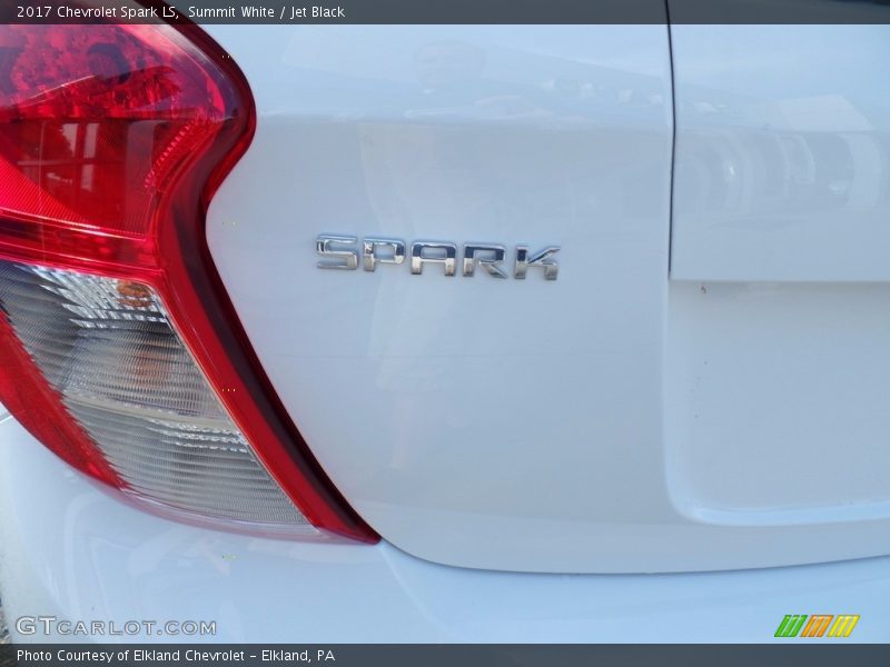 Summit White / Jet Black 2017 Chevrolet Spark LS