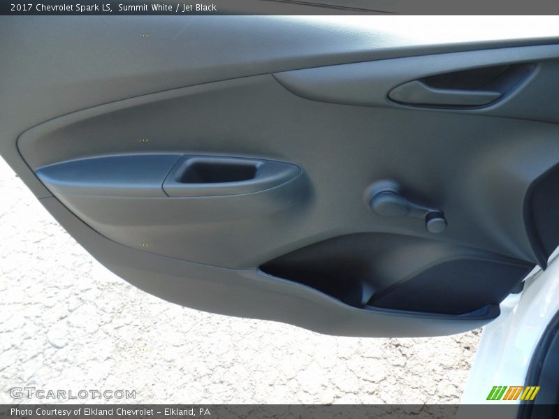 Summit White / Jet Black 2017 Chevrolet Spark LS