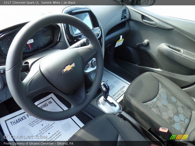 Summit White / Jet Black 2017 Chevrolet Spark LS