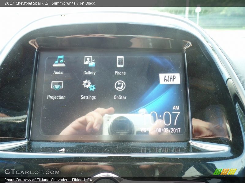 Summit White / Jet Black 2017 Chevrolet Spark LS