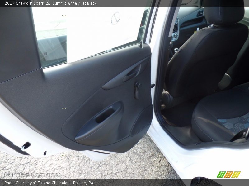 Summit White / Jet Black 2017 Chevrolet Spark LS