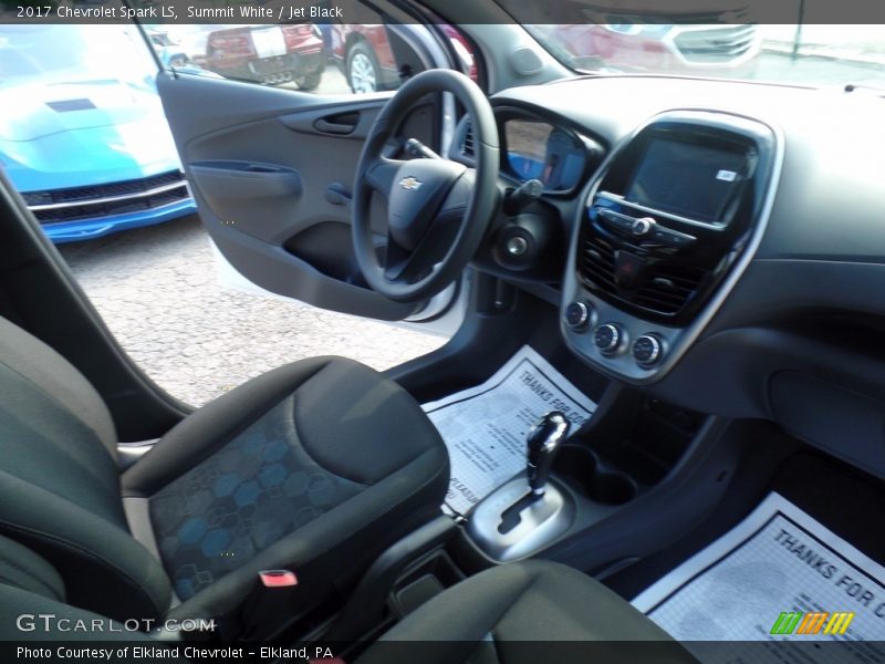 Summit White / Jet Black 2017 Chevrolet Spark LS