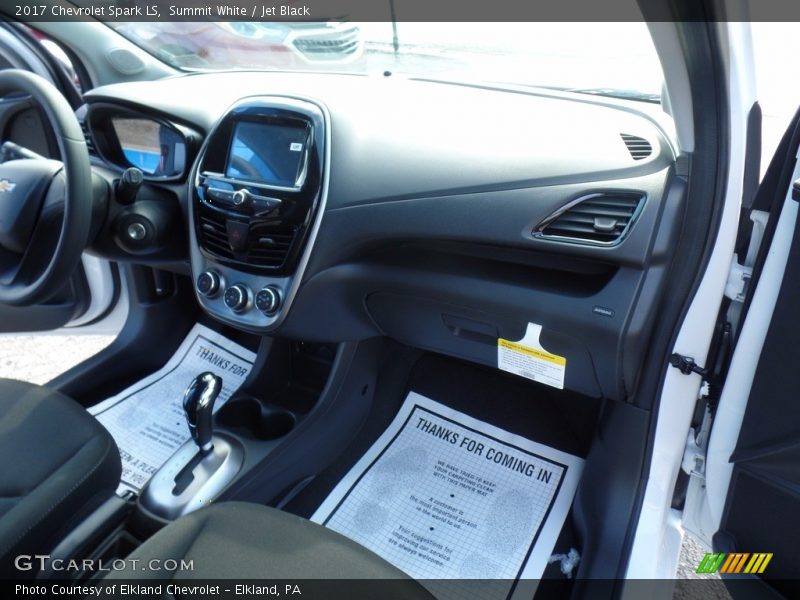 Summit White / Jet Black 2017 Chevrolet Spark LS