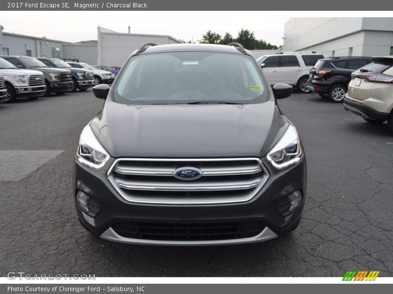 Magnetic / Charcoal Black 2017 Ford Escape SE