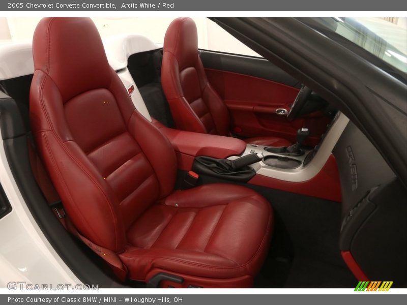 Arctic White / Red 2005 Chevrolet Corvette Convertible