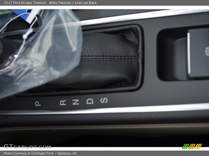 White Platinum / Charcoal Black 2017 Ford Escape Titanium