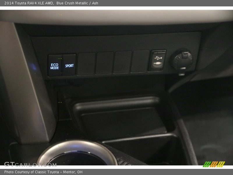 Blue Crush Metallic / Ash 2014 Toyota RAV4 XLE AWD