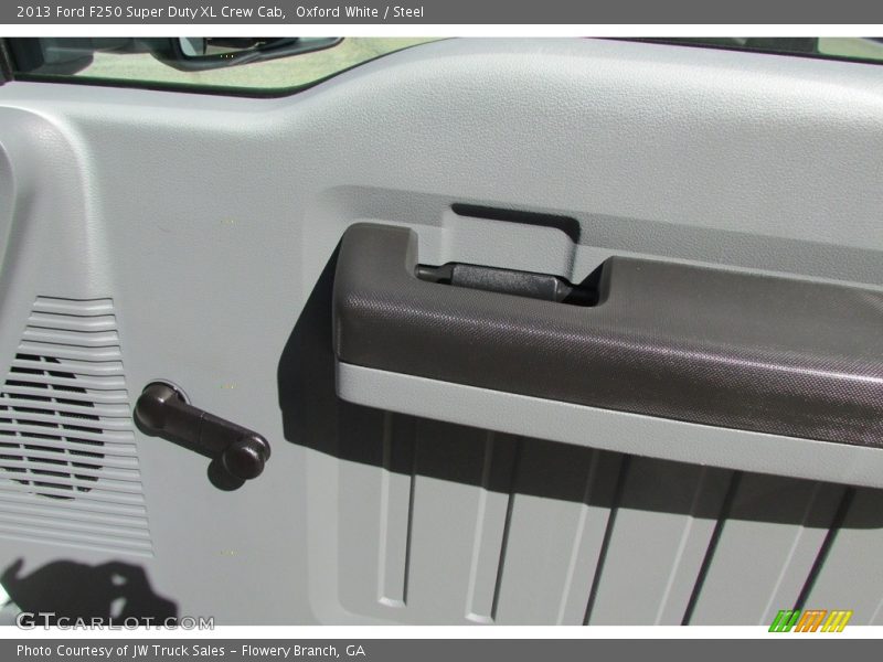 Oxford White / Steel 2013 Ford F250 Super Duty XL Crew Cab
