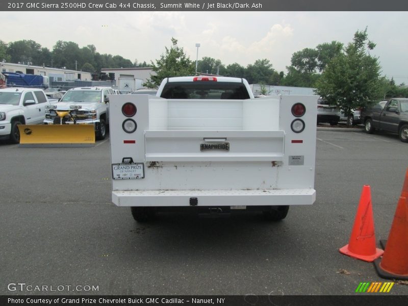 Summit White / Jet Black/Dark Ash 2017 GMC Sierra 2500HD Crew Cab 4x4 Chassis
