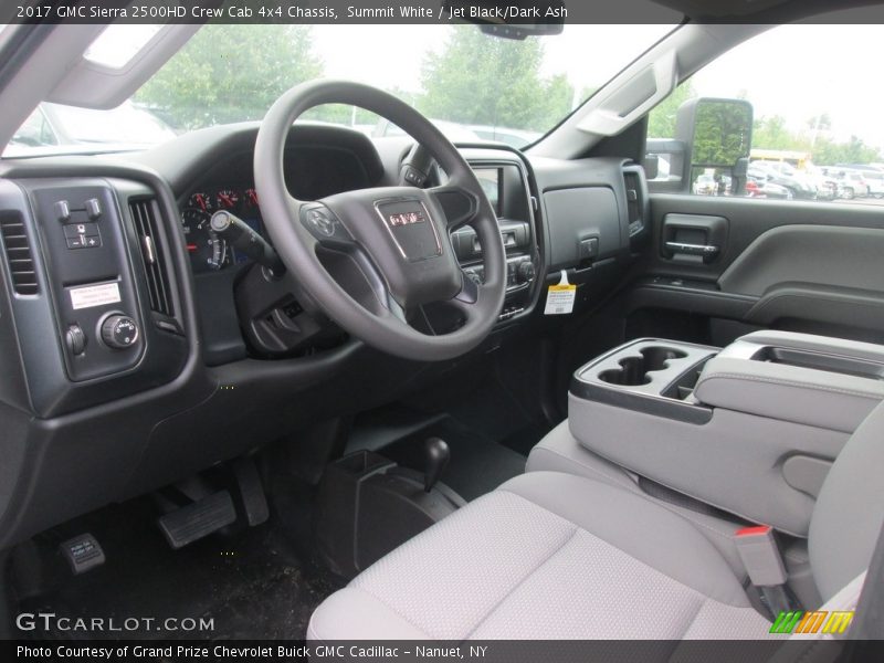Summit White / Jet Black/Dark Ash 2017 GMC Sierra 2500HD Crew Cab 4x4 Chassis