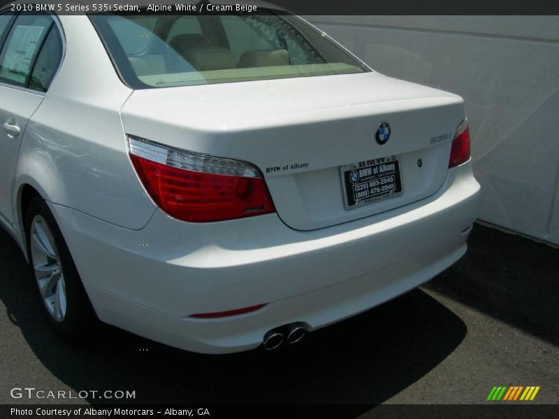 Alpine White / Cream Beige 2010 BMW 5 Series 535i Sedan