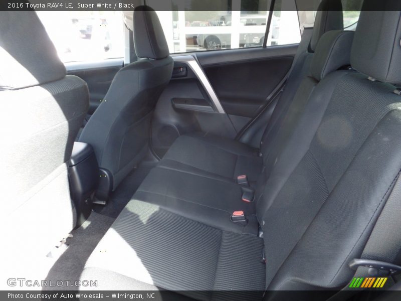 Super White / Black 2016 Toyota RAV4 LE