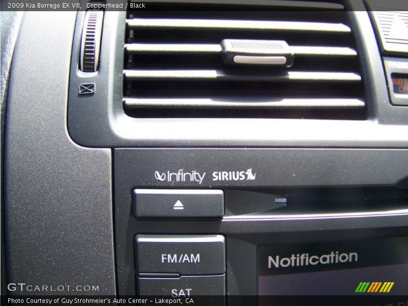Copperhead / Black 2009 Kia Borrego EX V8