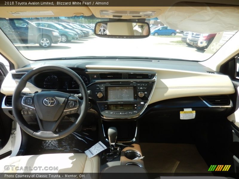 Blizzard White Pearl / Almond 2018 Toyota Avalon Limited