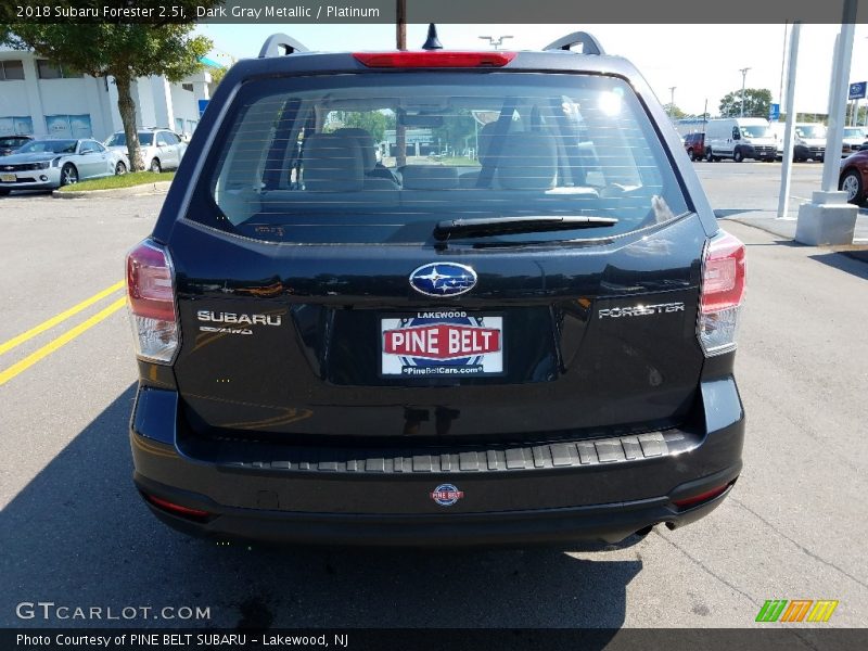 Dark Gray Metallic / Platinum 2018 Subaru Forester 2.5i