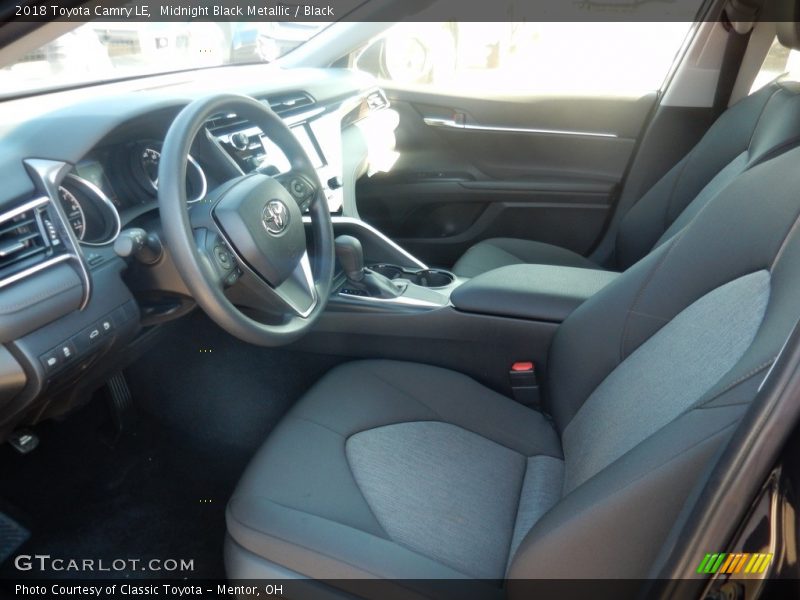 Midnight Black Metallic / Black 2018 Toyota Camry LE