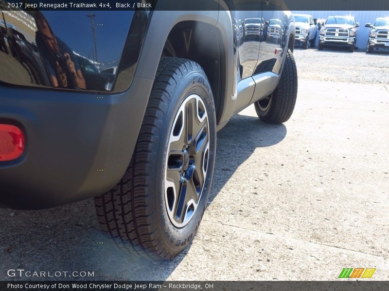 Black / Black 2017 Jeep Renegade Trailhawk 4x4