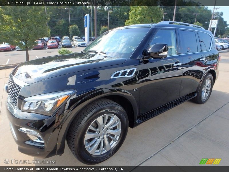 Front 3/4 View of 2017 QX80 AWD