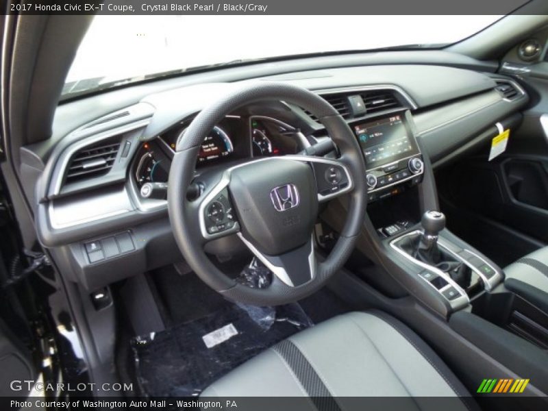Dashboard of 2017 Civic EX-T Coupe
