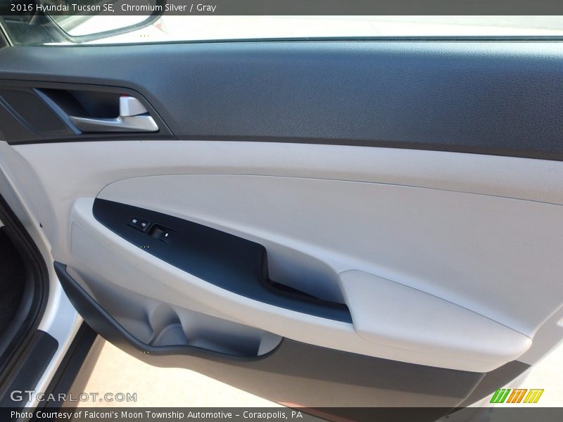 Chromium Silver / Gray 2016 Hyundai Tucson SE