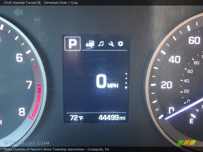 Chromium Silver / Gray 2016 Hyundai Tucson SE