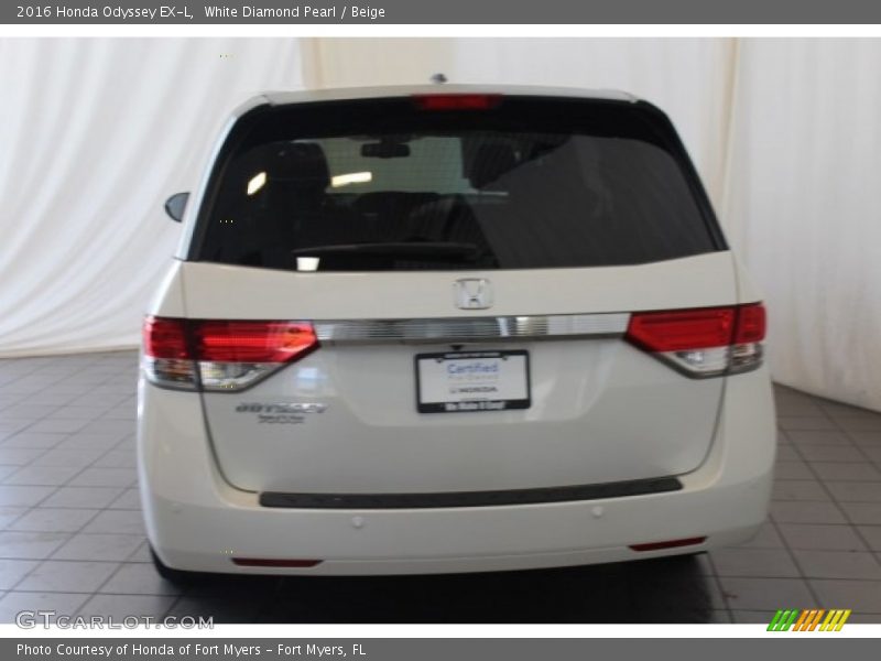White Diamond Pearl / Beige 2016 Honda Odyssey EX-L