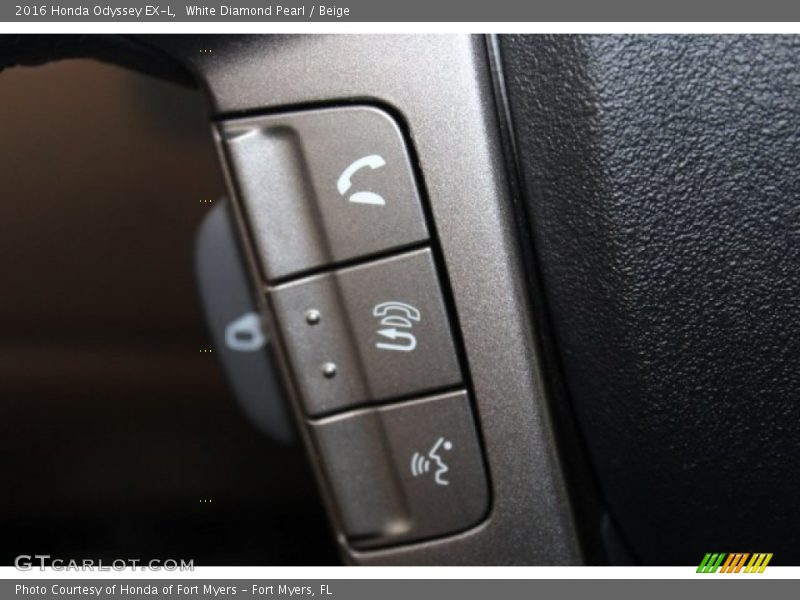 White Diamond Pearl / Beige 2016 Honda Odyssey EX-L