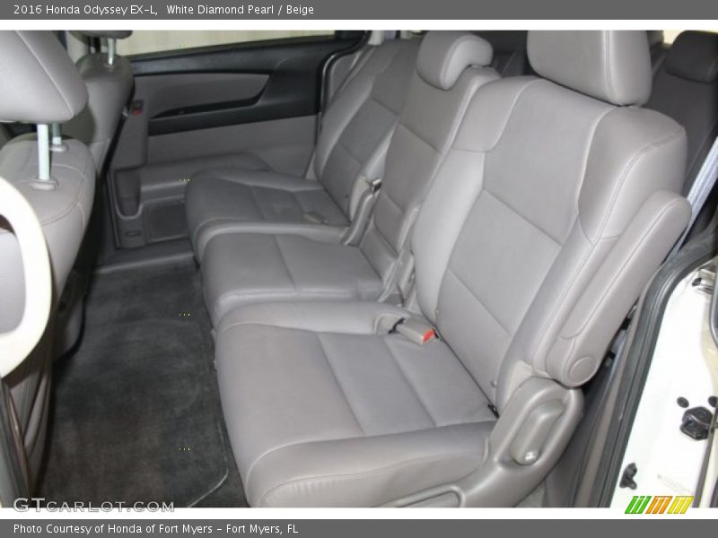 White Diamond Pearl / Beige 2016 Honda Odyssey EX-L