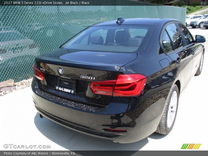 Jet Black / Black 2017 BMW 3 Series 320i xDrive Sedan