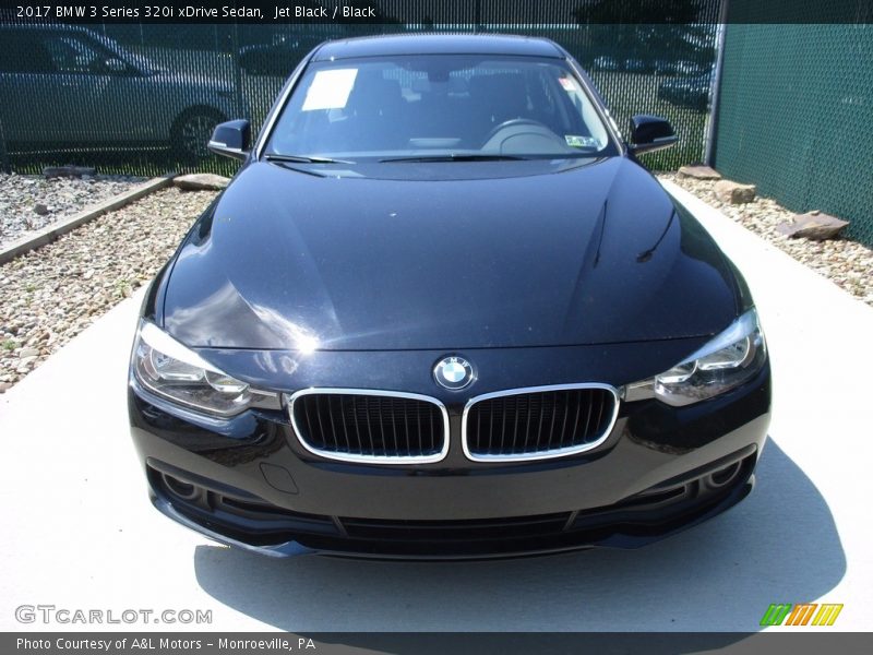 Jet Black / Black 2017 BMW 3 Series 320i xDrive Sedan