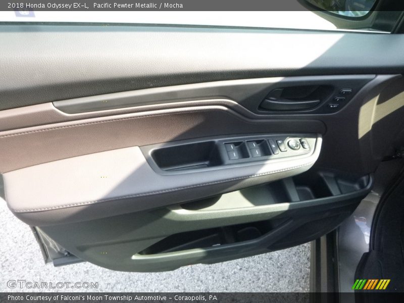 Pacific Pewter Metallic / Mocha 2018 Honda Odyssey EX-L
