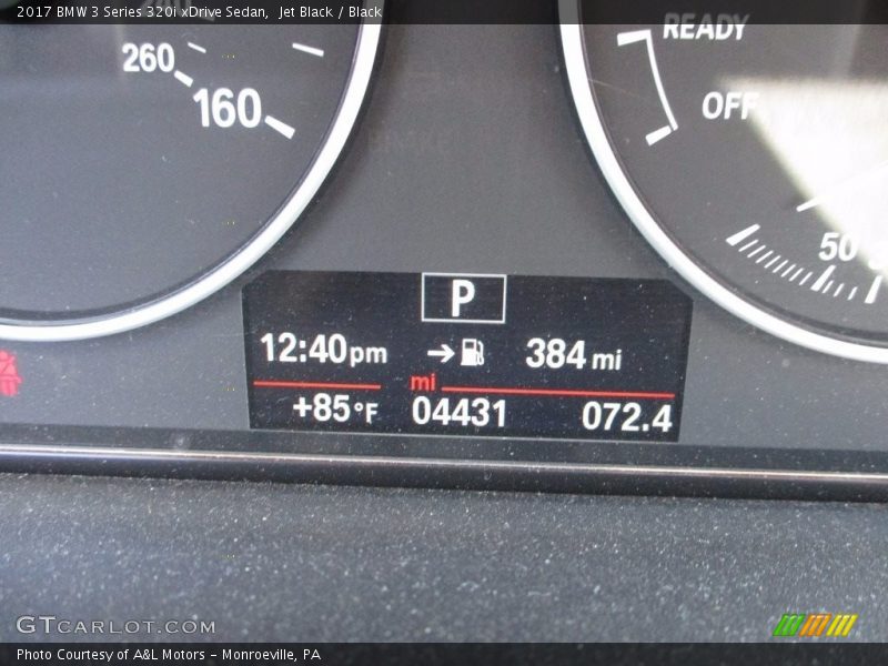 Jet Black / Black 2017 BMW 3 Series 320i xDrive Sedan