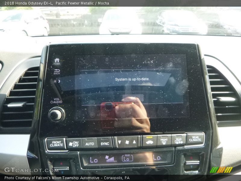 Pacific Pewter Metallic / Mocha 2018 Honda Odyssey EX-L