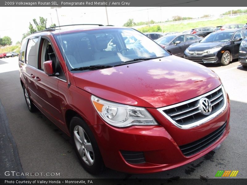 Pomegranate Red Metallic / Aero Grey 2009 Volkswagen Routan SEL