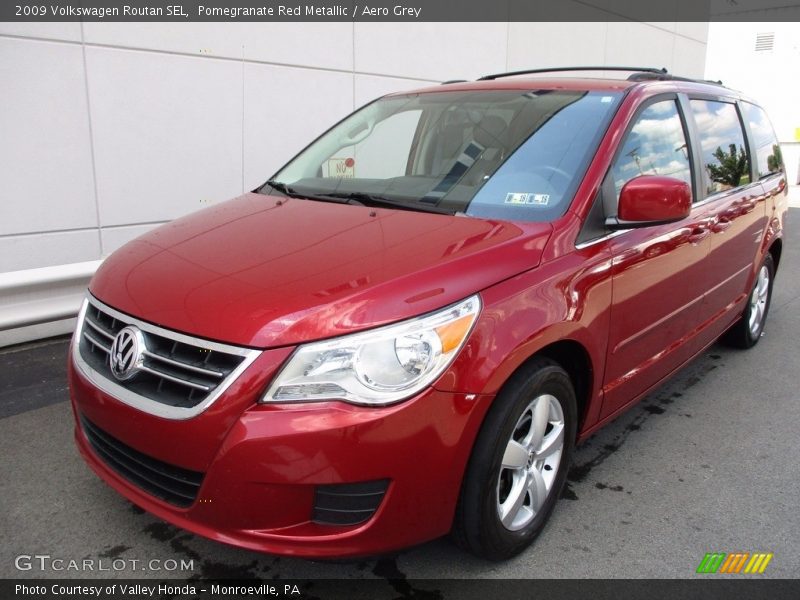 Pomegranate Red Metallic / Aero Grey 2009 Volkswagen Routan SEL