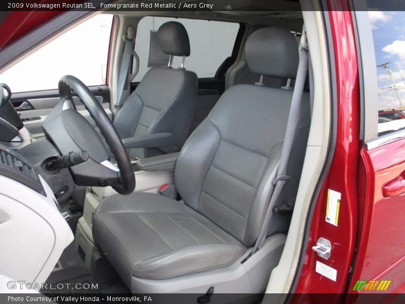 Pomegranate Red Metallic / Aero Grey 2009 Volkswagen Routan SEL