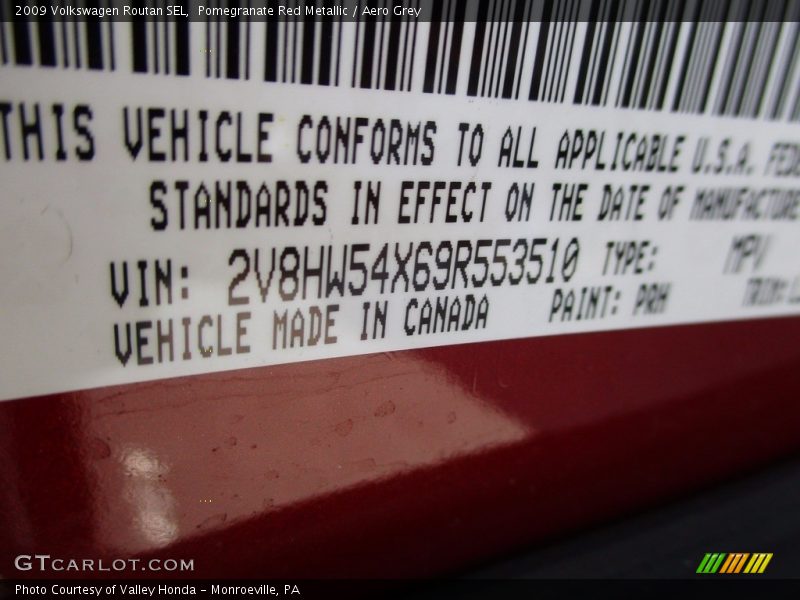 Pomegranate Red Metallic / Aero Grey 2009 Volkswagen Routan SEL