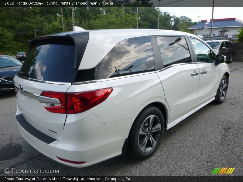White Diamond Pearl / Mocha 2018 Honda Odyssey Touring